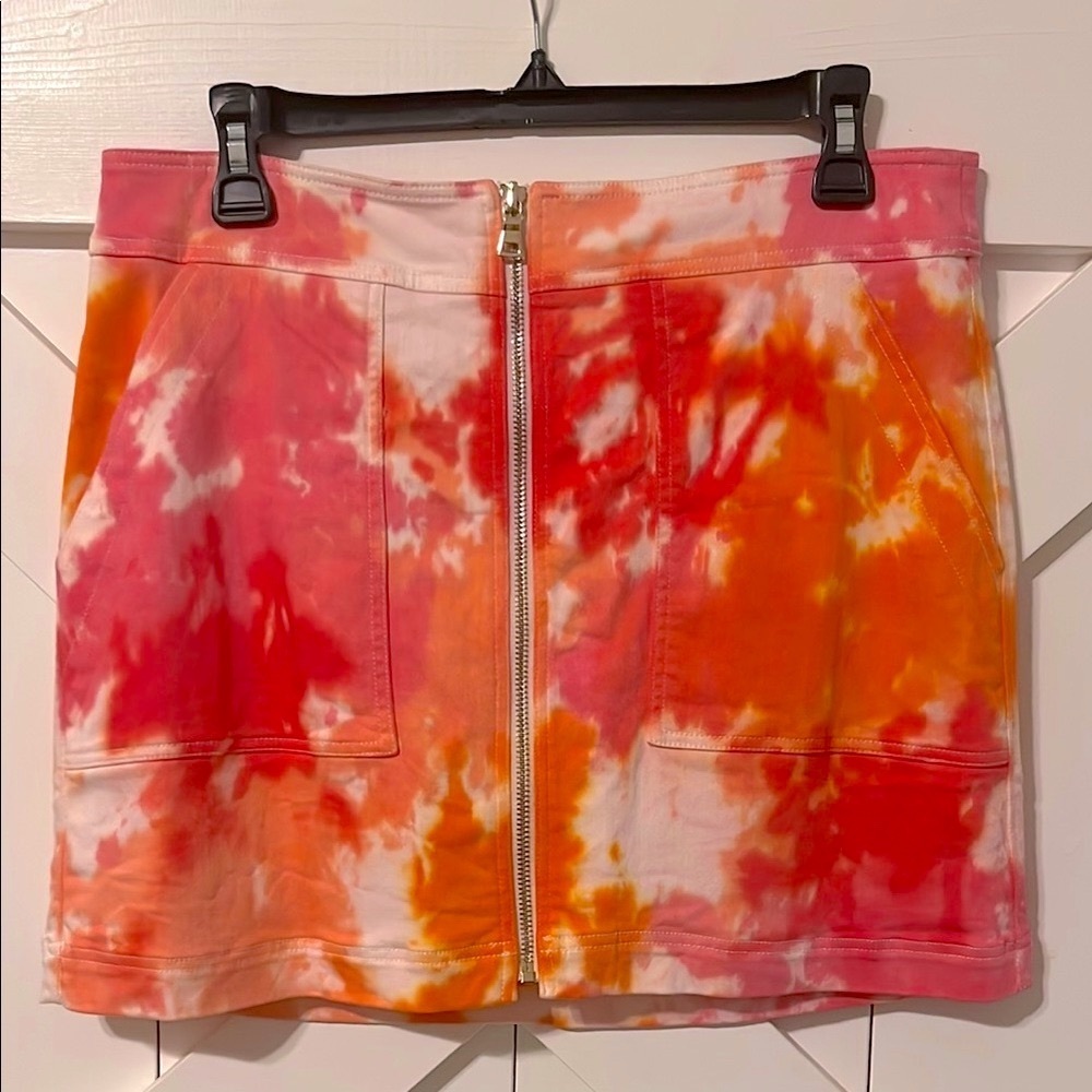 🎀🧡 TRINA TURK HARVEST TIE-DYE ZIP FRONT MINI SKIRT IN MULTI SiZE 6 🧡🎀